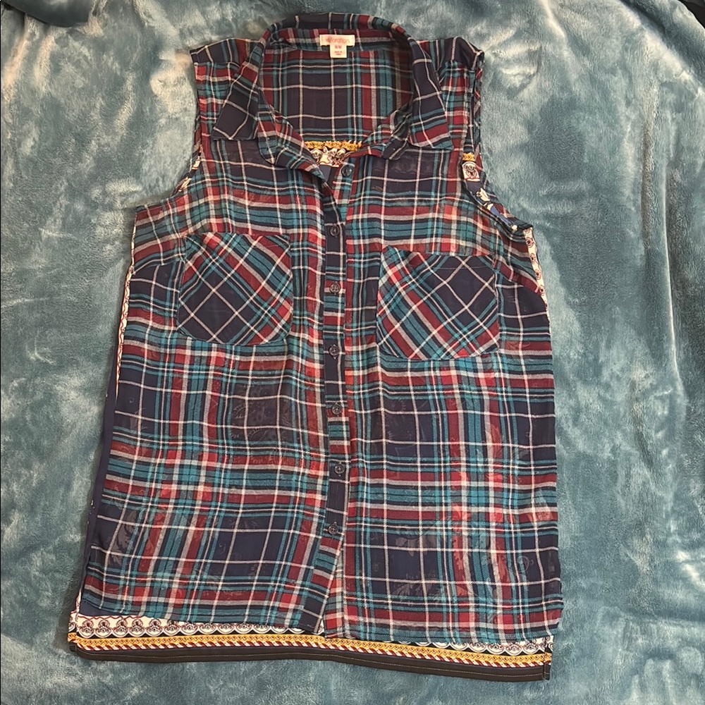Xhilaration Navy and Maroon Sleeveless  Top